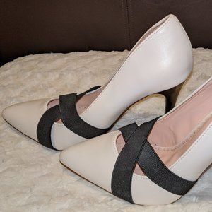Women's NWOT - Madison White Heels w/Black Straps